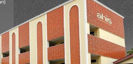 Gedung sekolah AHIS di Sudiang